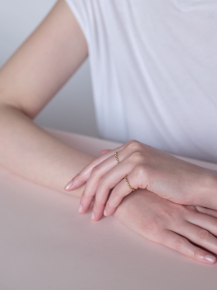 ひとさじのジュエリー une pincée | Gold Chain Ring・wide/10kt Gold の画像1