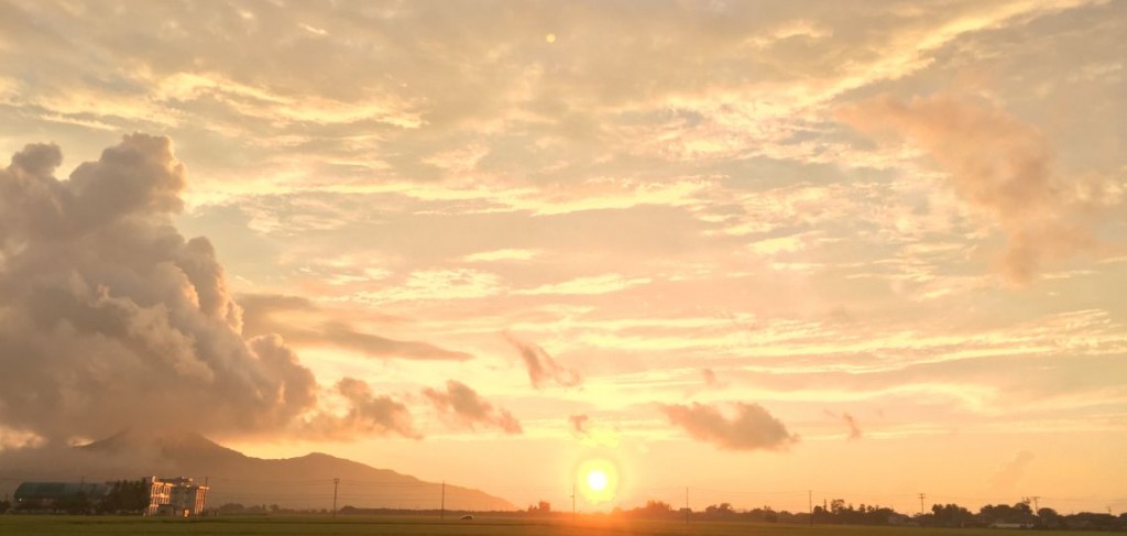 昼と夜の境目 夕焼け ほぼ日刊イトイ新聞