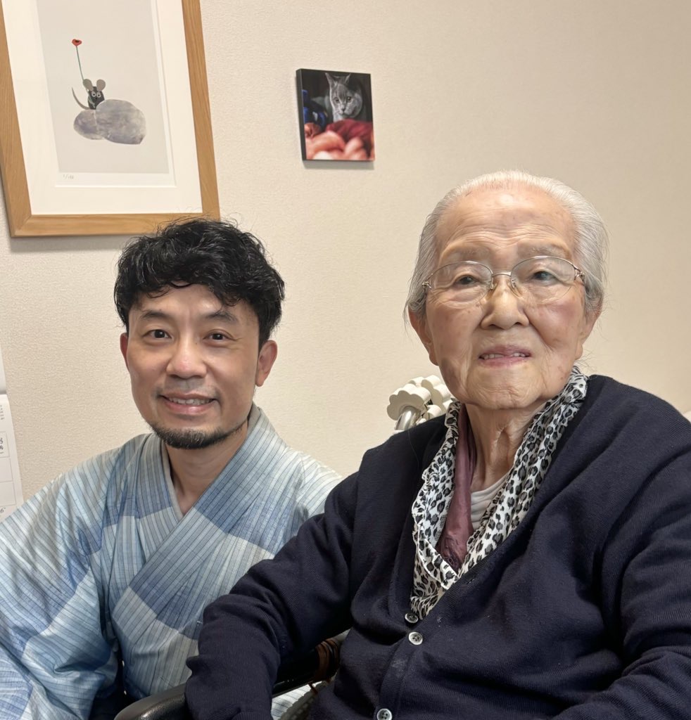 2024年９月30日に100歳の誕生日を迎えた志村ふくみさんと
志村昌司さん。