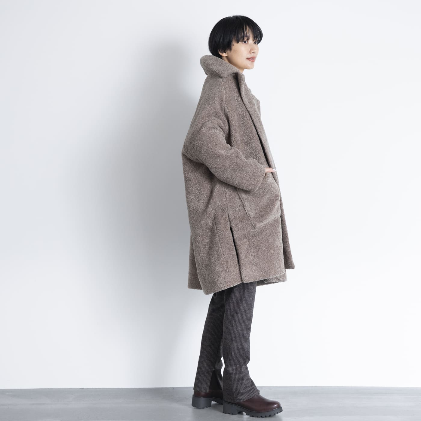 新品 79200円 コグザビッグスモーク GIGI RAGLAN COAT 株価 - www