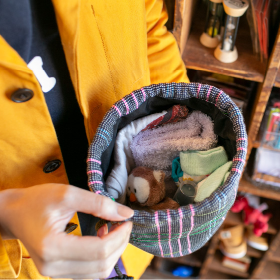 Hobonichi: Anytime Drawstring Bag (Aki Kondo: Field of Flowers