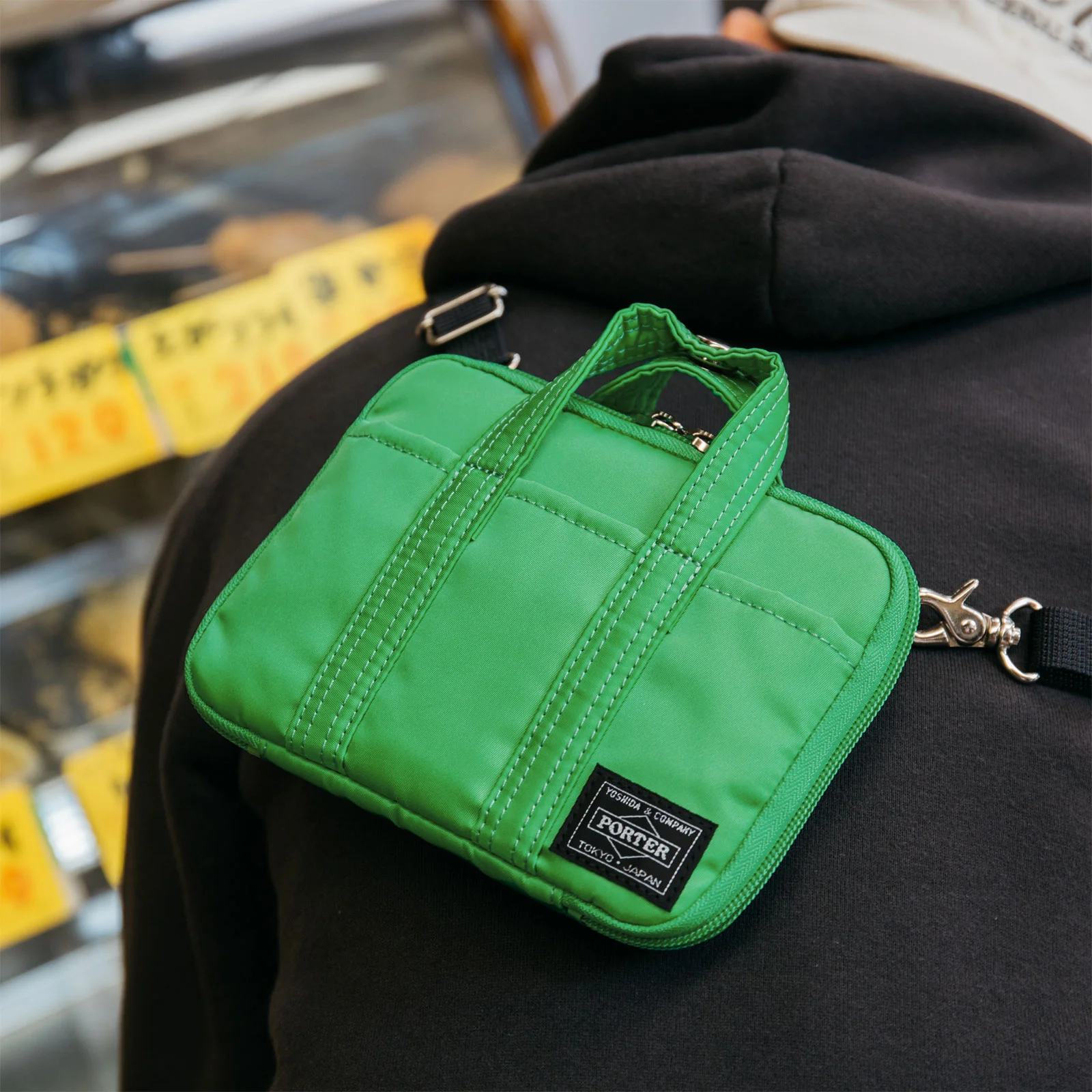 Porter: Stroll (Bright Green) A6 Size (fits Planner and Original) - ほぼ日