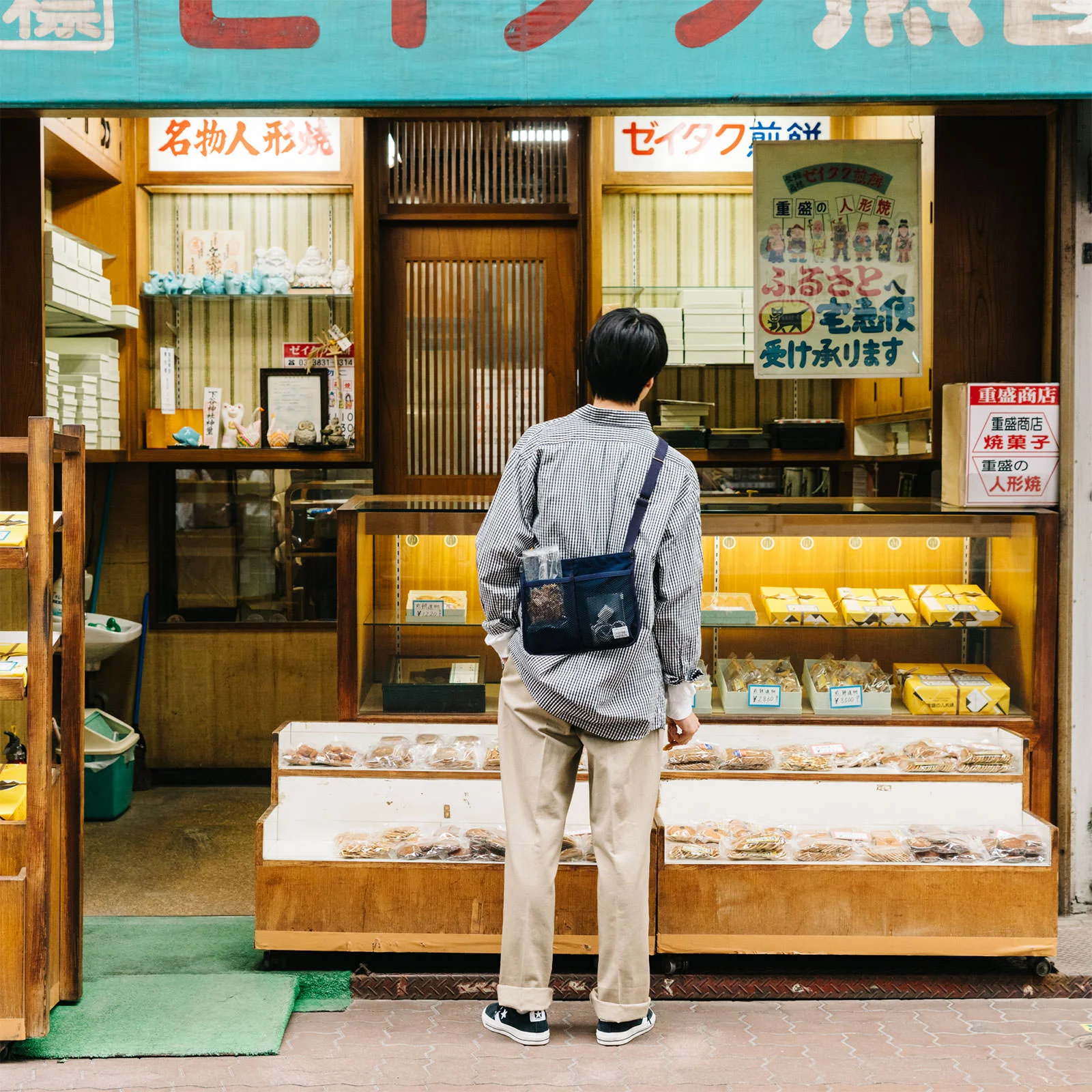 B JIRUSHI YOSHIDA × PORTER × HOBONICHI / Go Out サコッシュ - 文具・雑貨ラインナップ - 文具・雑貨  - ほぼ日手帳 2024