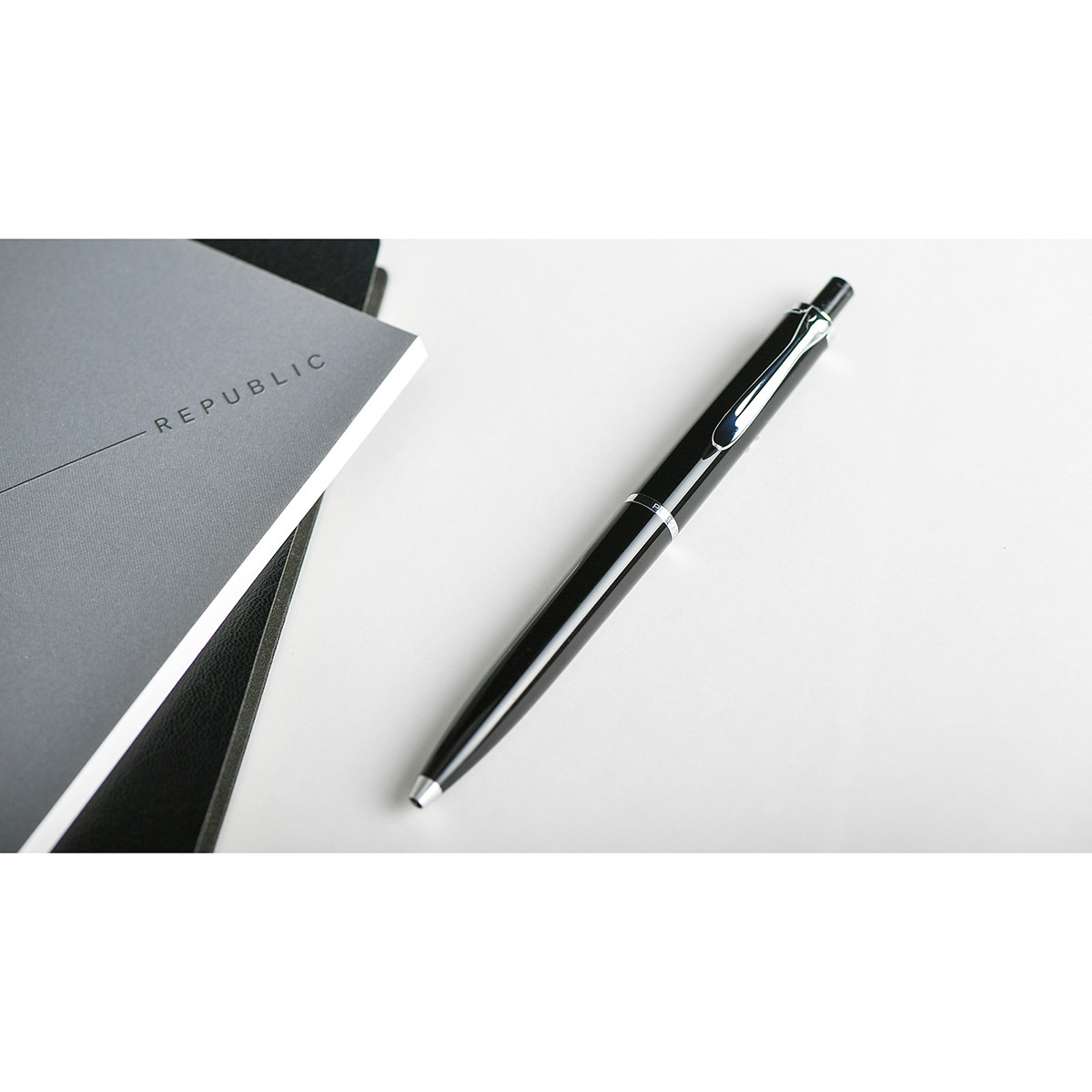 Uni Mitsubishi Pencil: Jetstream Pen Refill - Accessories Lineup -  Accessories - Hobonichi Techo 2024